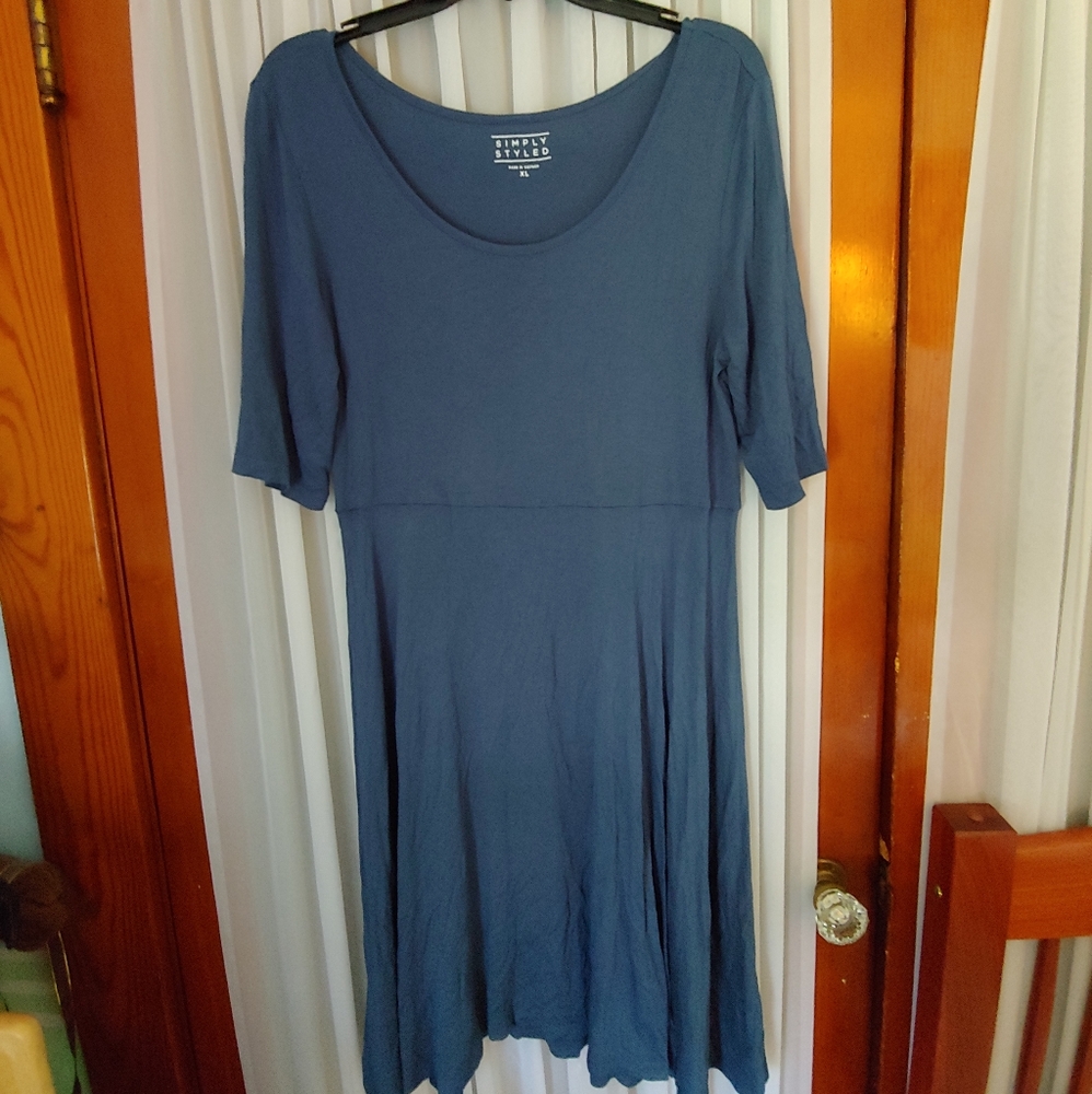 Simple Teal Midi Dress
